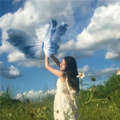 艾菲·格蕾海报