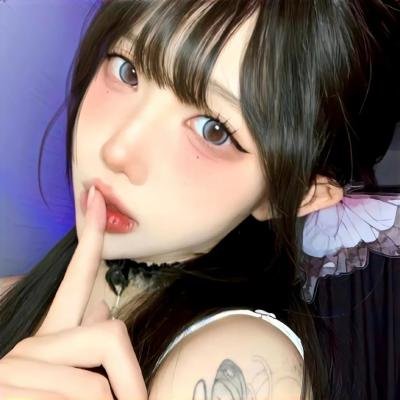 黑色止血钳海报